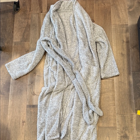 Cozy Gray Robe - Picture 2 of 6